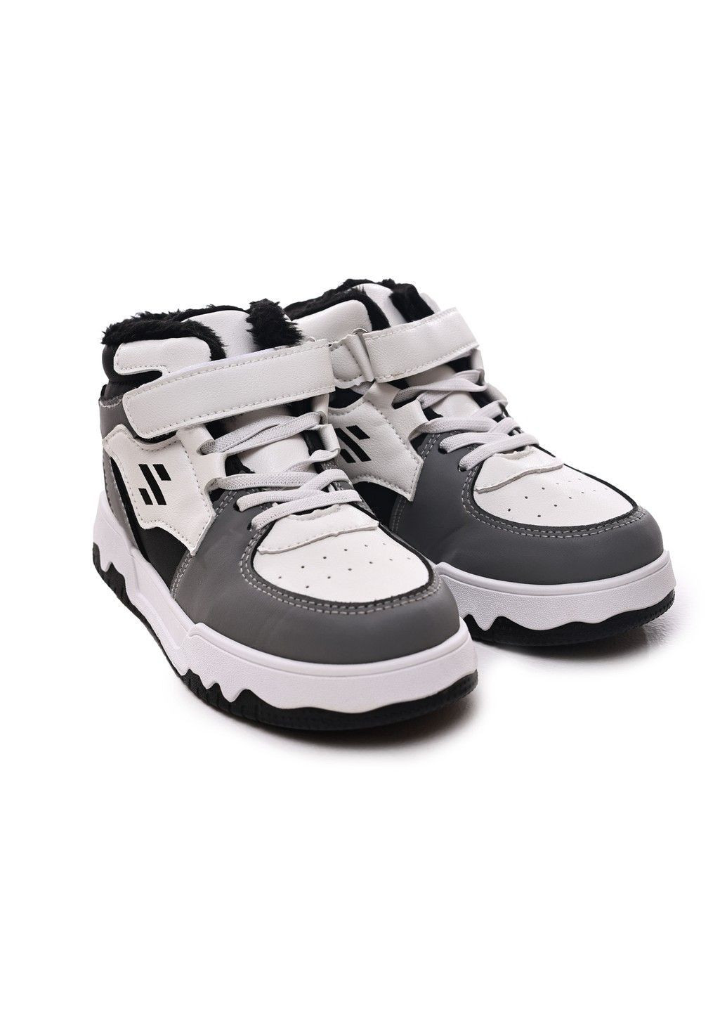 Сірі кросівки для хлопчика підлітка STREAM