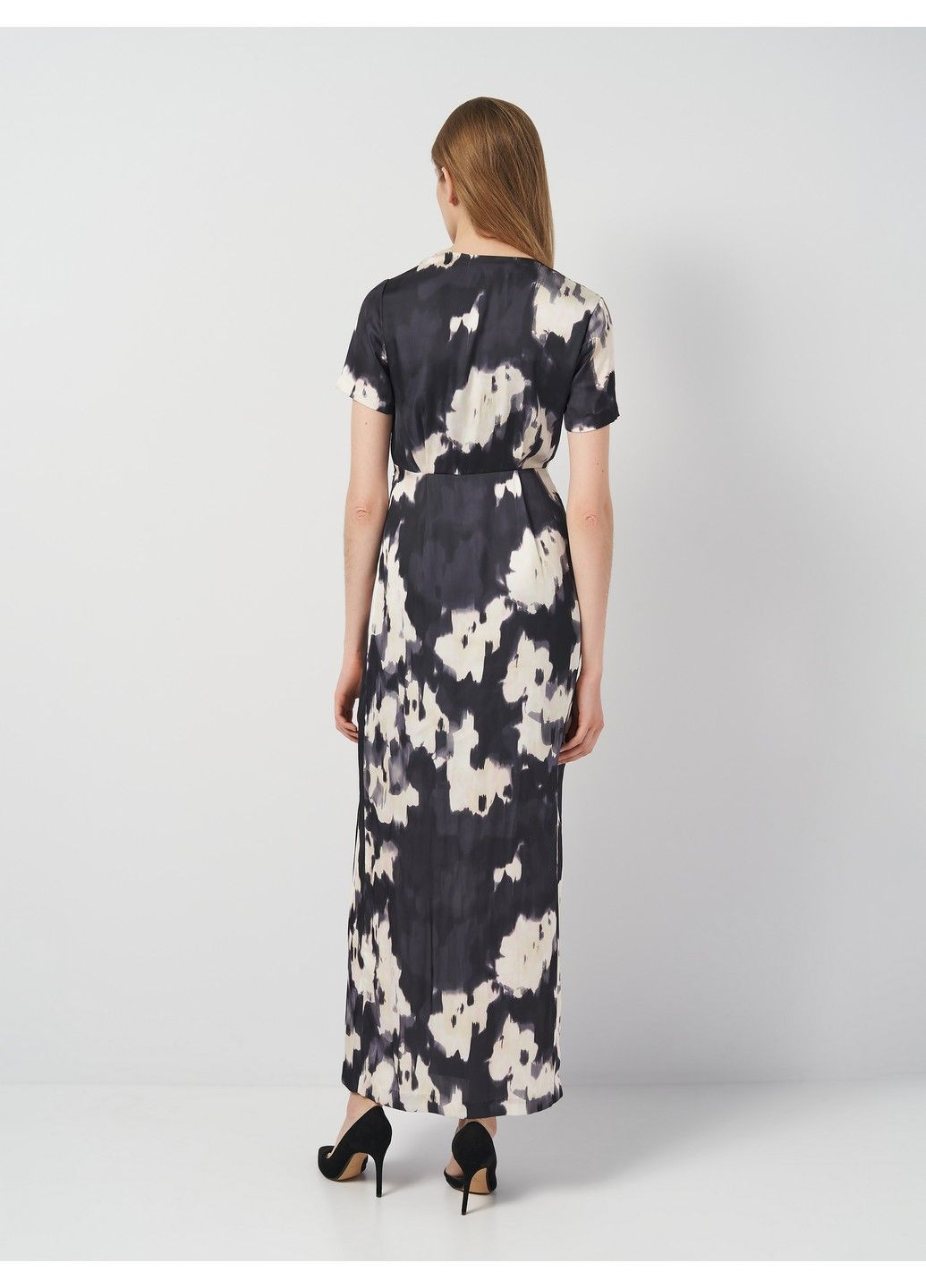 Темно-серое вечернее платье H&M с абстрактным узором