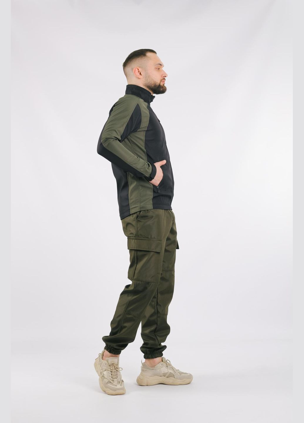 Оливковий (хакі) демісезонний чоловічий костюм No Brand