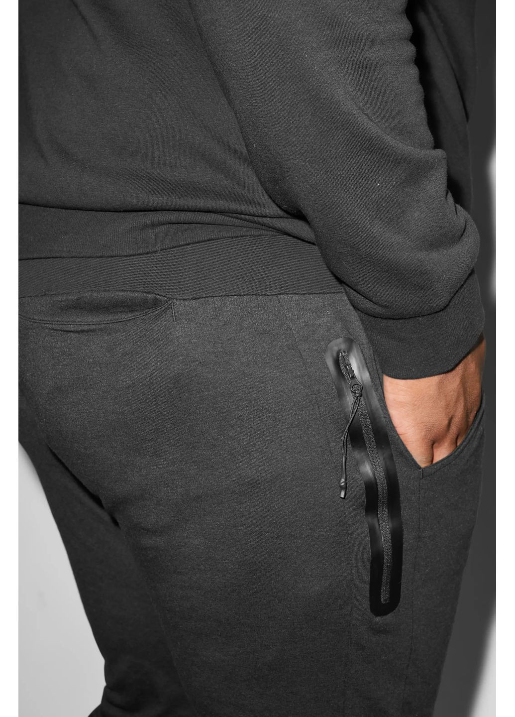 Черные кэжуал демисезонные брюки C&A