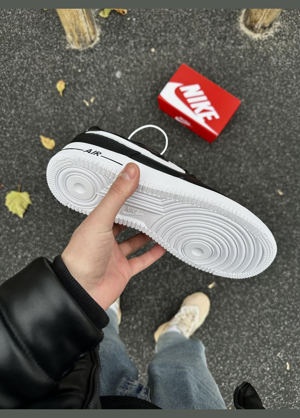 Черно-белые зимние стильные кроссовки с мехом No Brand