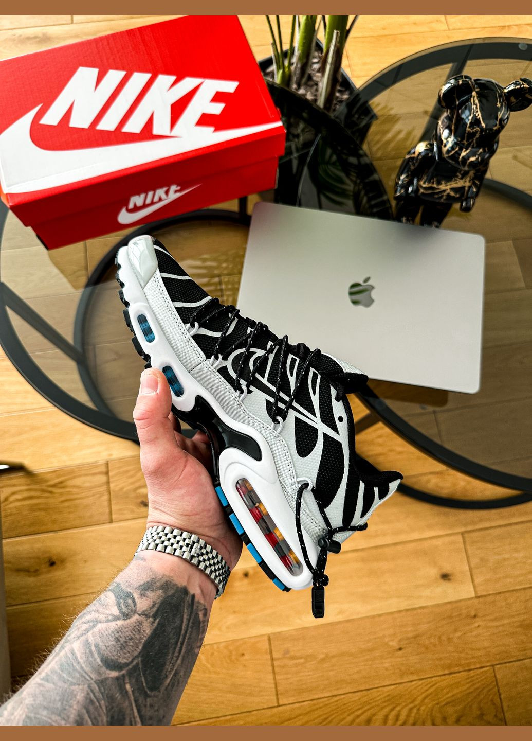 Черные демисезонные мужские кроссовки nike air max tn plus toggle black grey | найк аир макс тн плюс черные серые No Brand