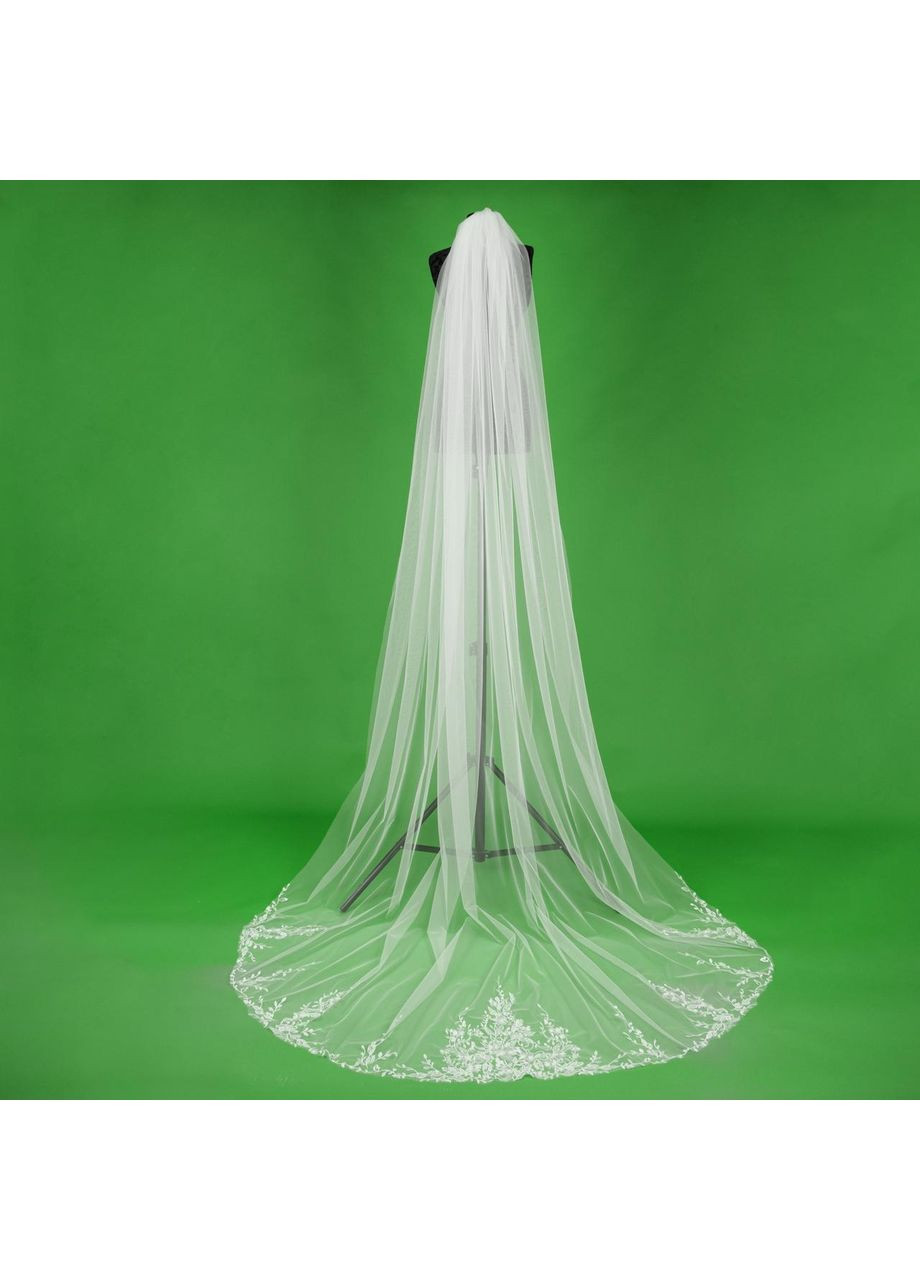 Длинная свадебная фата с вышивкой внизу 3 м, Айвори. No Brand (369162912)
