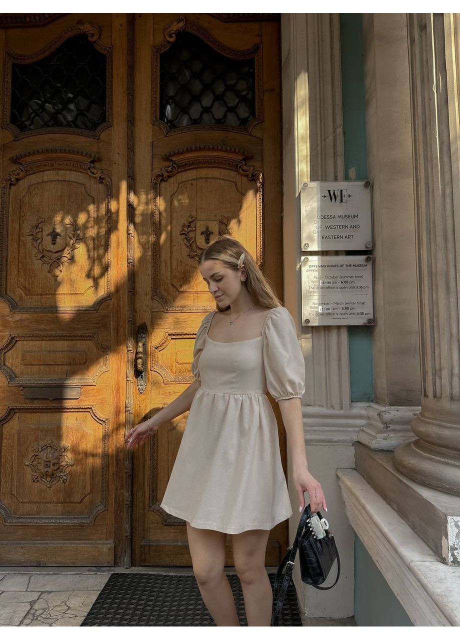 Бежевое праздничный, повседневный женский костюм No Brand однотонное