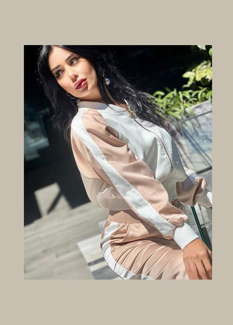 Жіночий бежевий костюм. Розмір М. Fashion (337118462)