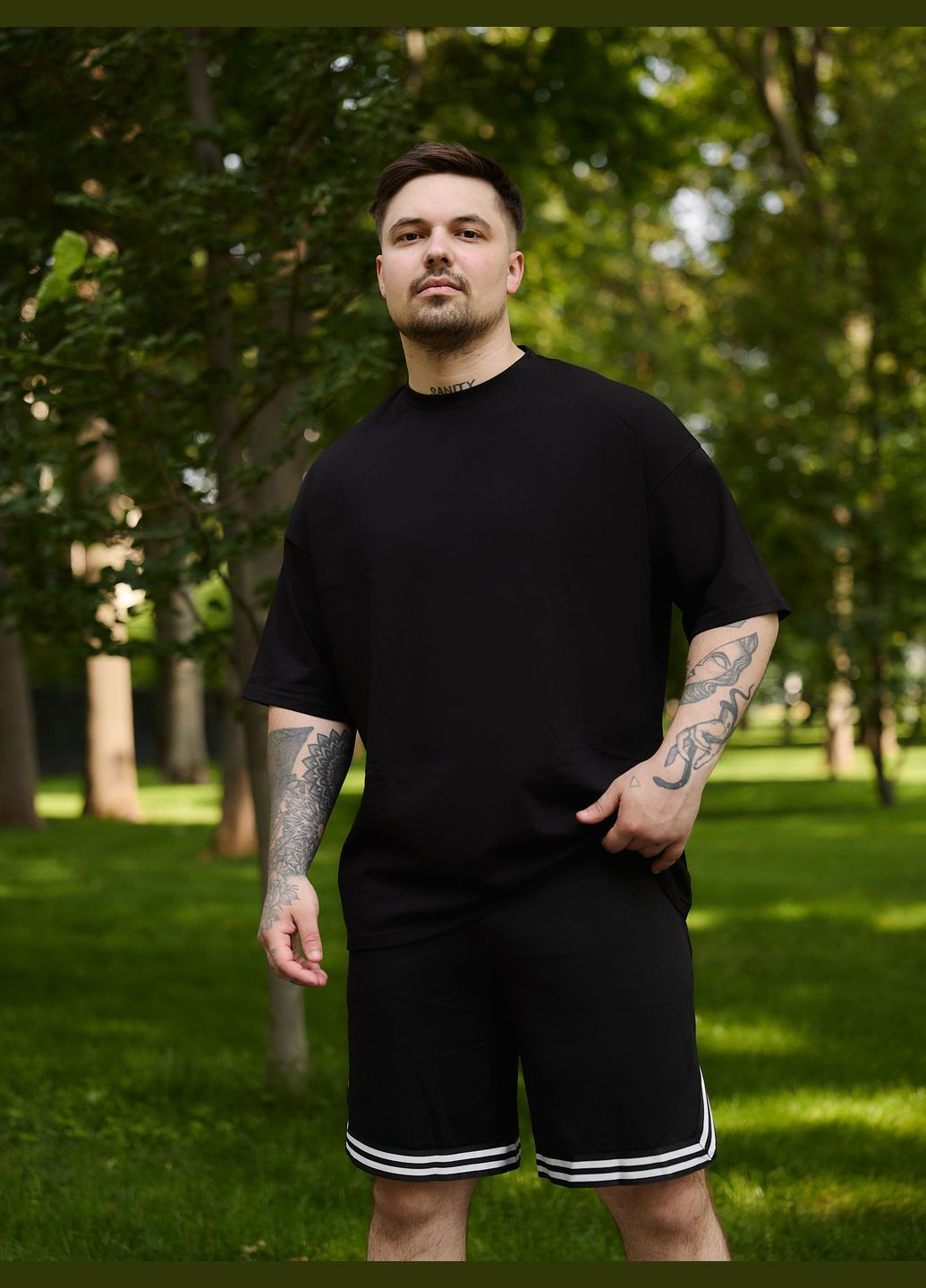 Черный летний трендовый летний комплект с лампасами с шортами No Brand