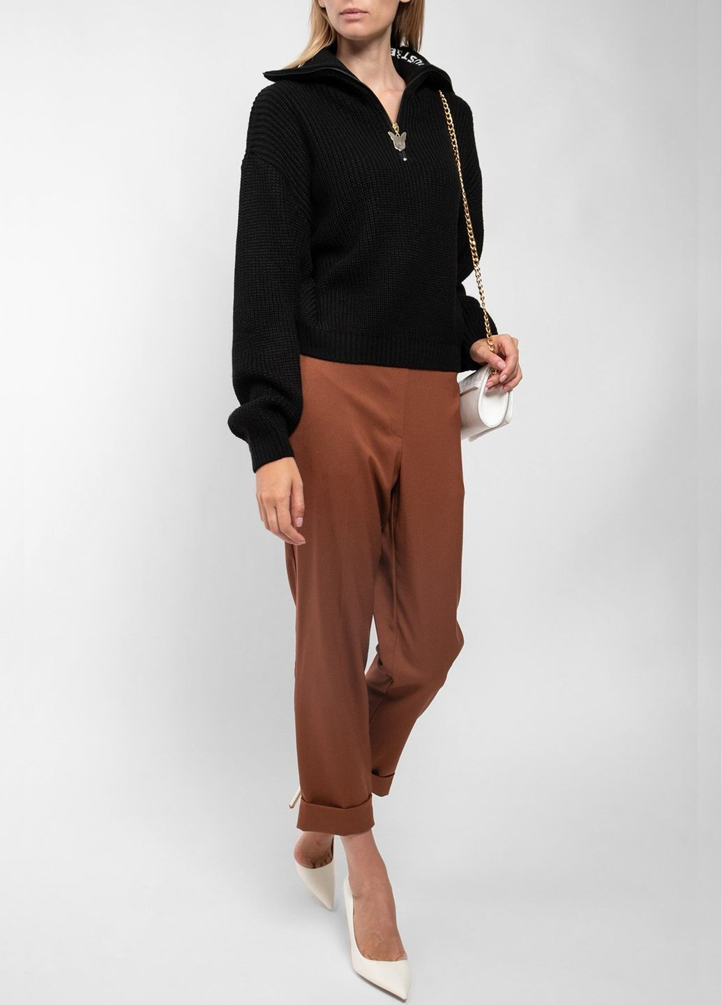 Черный зимний свитер J.B4 (Just Before)