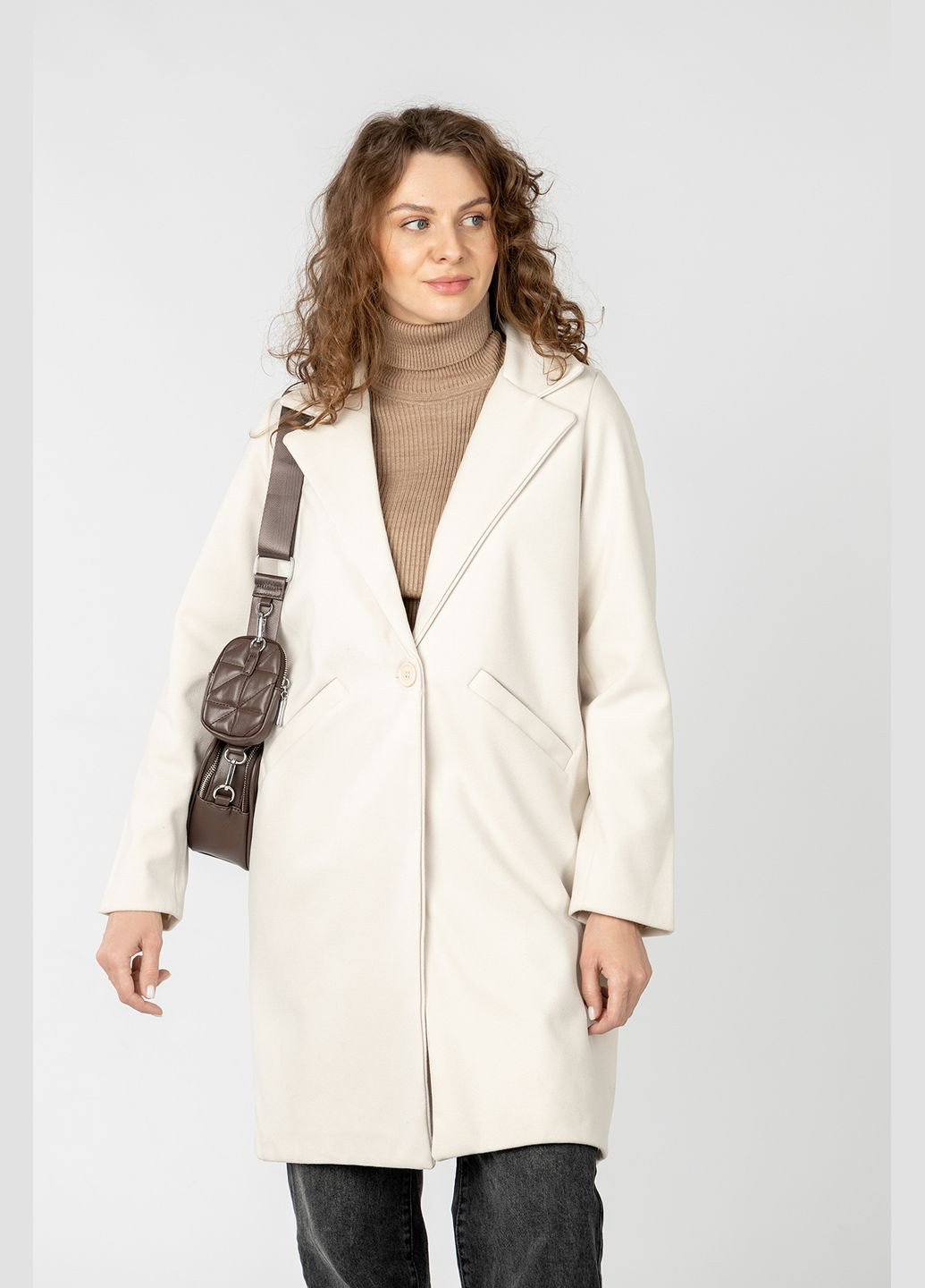 Молочное демисезонное Женское пальто цвет молочный ЦБ-00234515 MADAME CIX