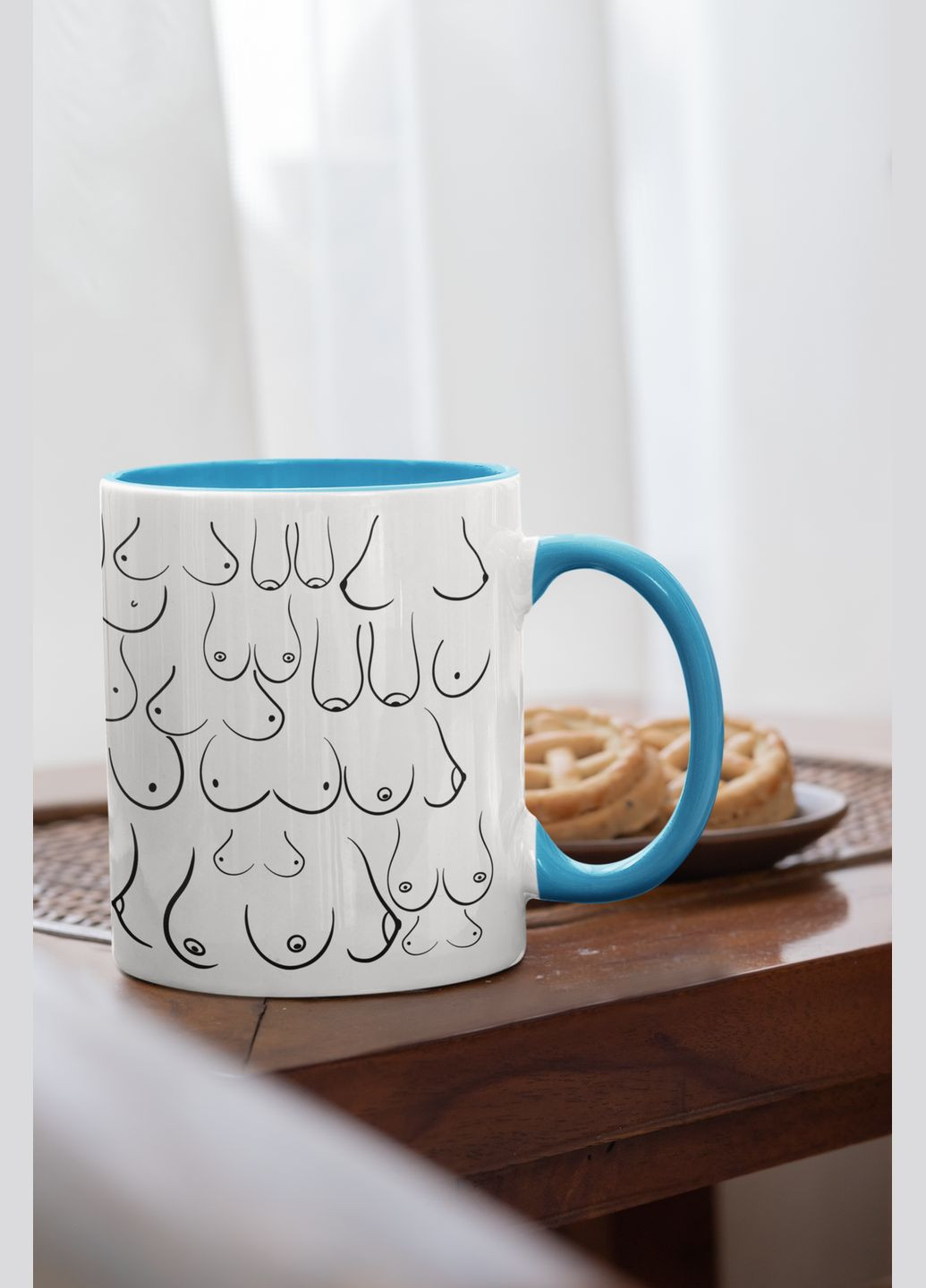 Чашка керамическая с принтом "Милфар" 330 мл, белая с голубой ручкой No Brand (324262581)