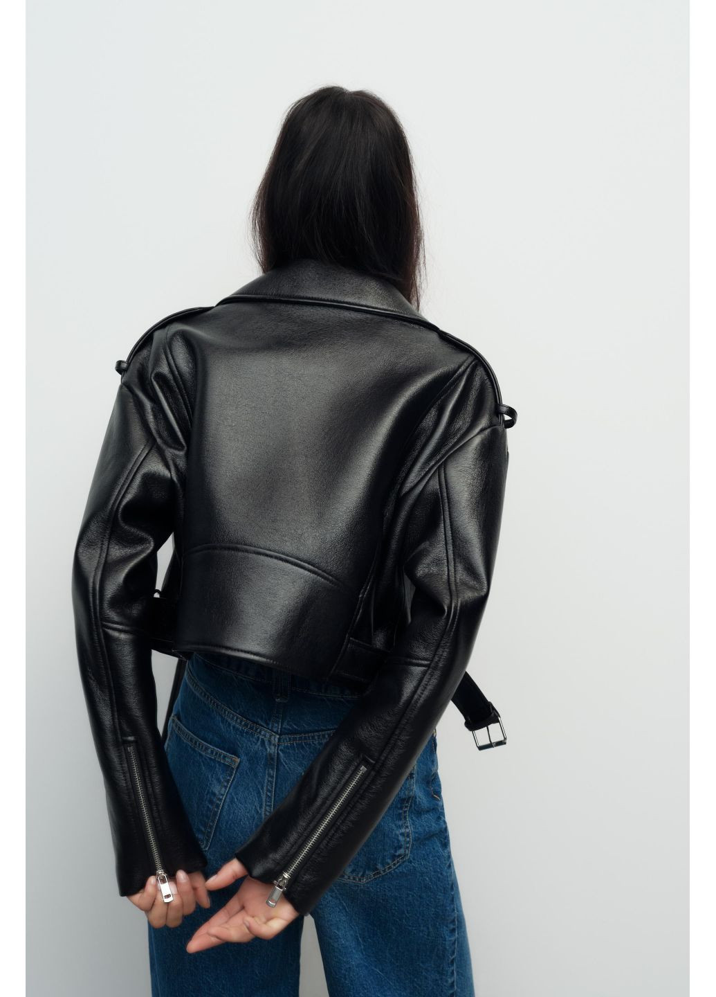 Черная демисезонная блестящая байкерская куртка косуха, байкерская Zara