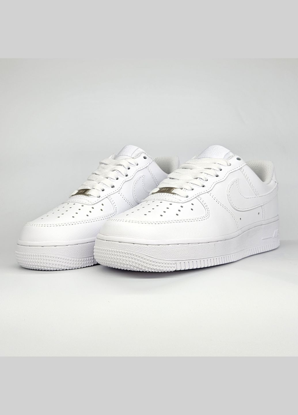 Кроссовки женские и мужские Nike Air Force 1 low classic white| Найк Аир Форс 1 лов классик белые No Brand белые демисезоны (307397800)