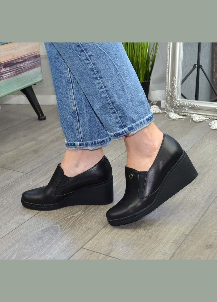 Vasha para Туфли женские черные кожаные на невысокой танкетке. 38 размер черный з, украина — демисезон (303931390)