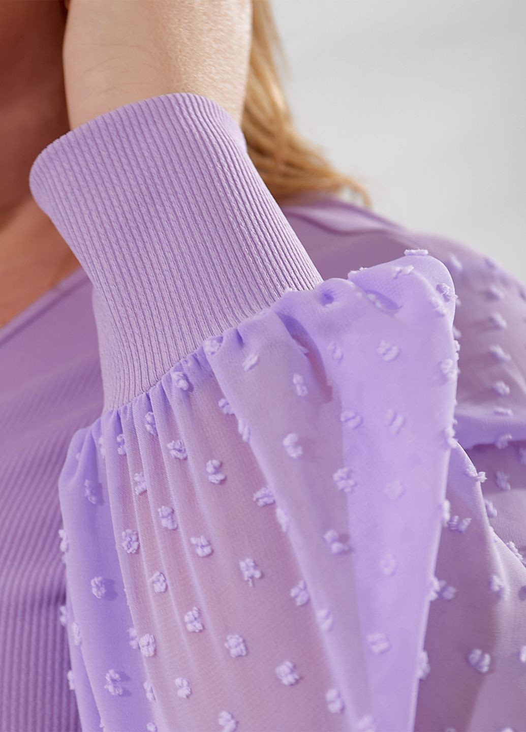 Лавандовий демісезонний жіночий пуловер з рукавами із сіточки пуловер No Brand