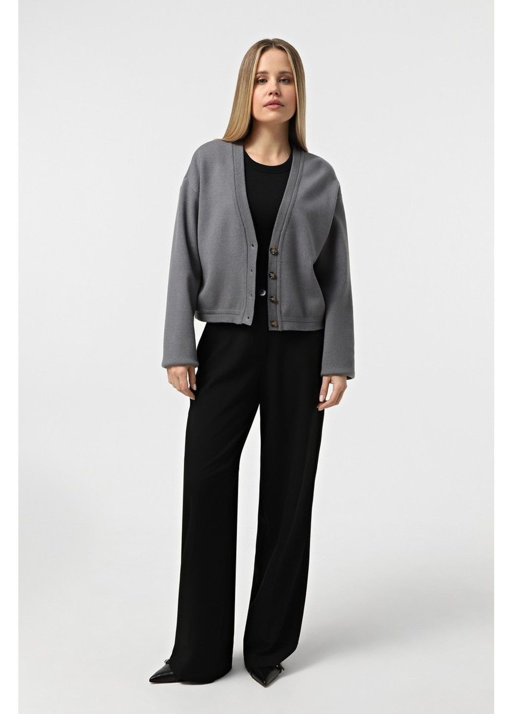 Серый демисезонный кардиган Sewel