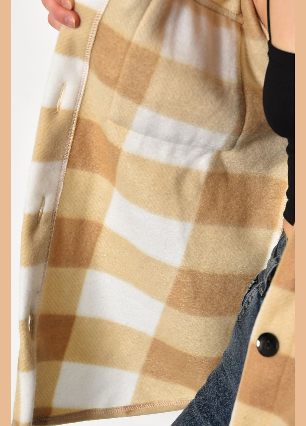 Сорочка жіноча флісова в клітинку бежевого кольору Let's Shop (285779271)