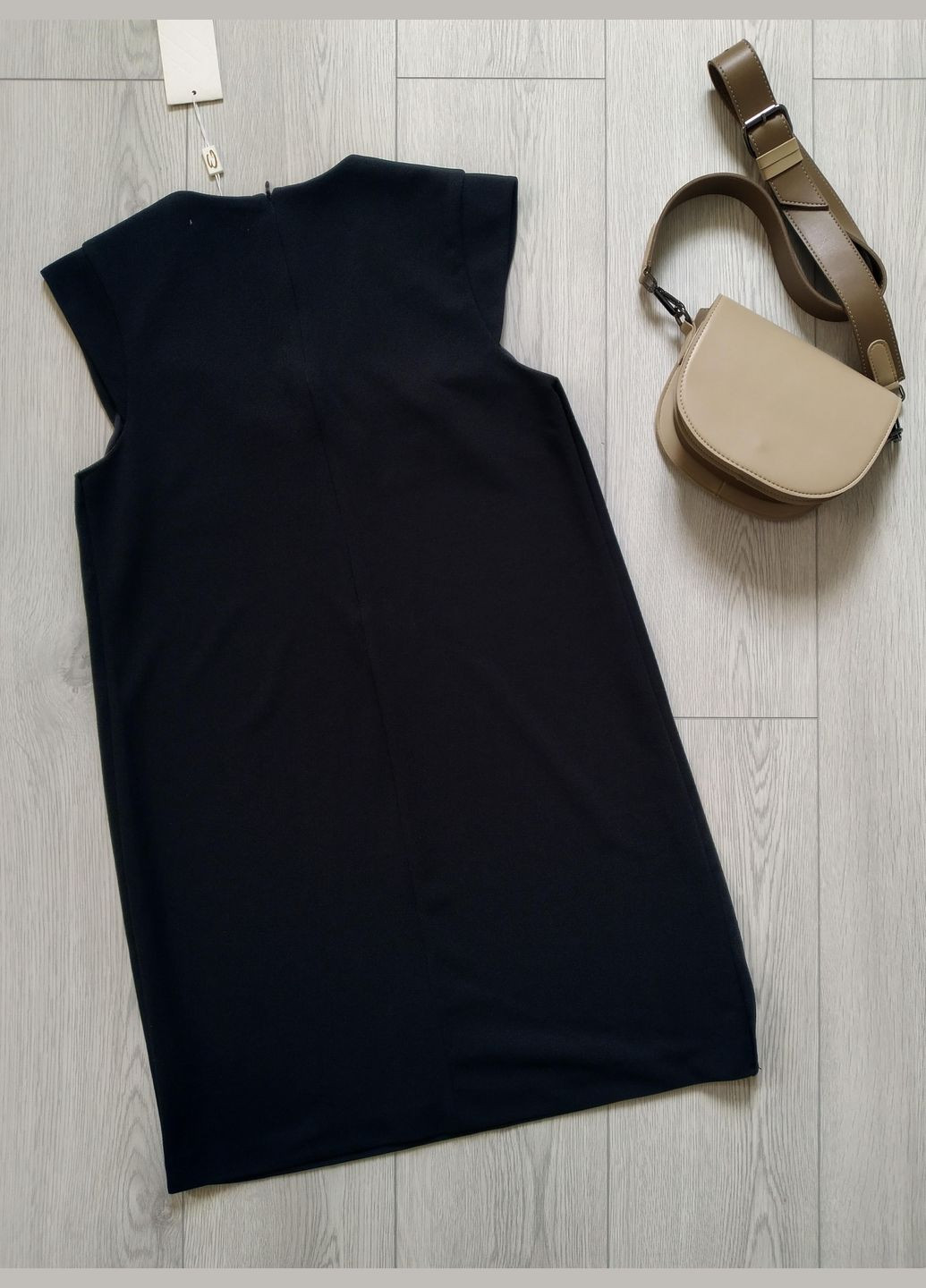 Черное праздничный, кэжуал, коктейльное, вечернее черное праздничное, кежуал, вечернее женское свободное платье оверсайз платье (italia) однотонное Everis однотонное