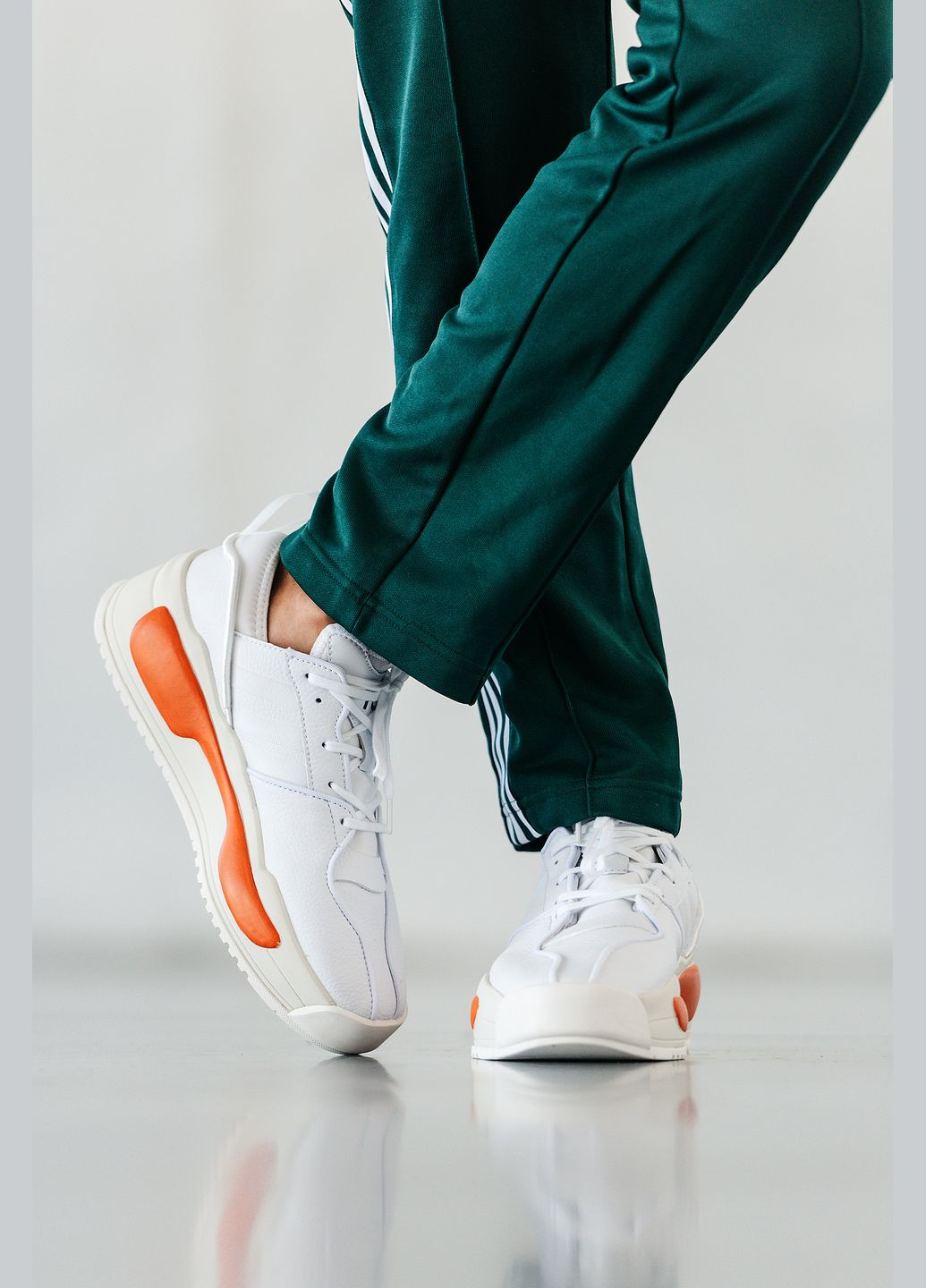 Кросівки жіночі і чоловічі Adidas Y-3 Rivalry white orange | Адідас У-3 Рівару білі оранжеві No Brand білі демісезони (315683572)