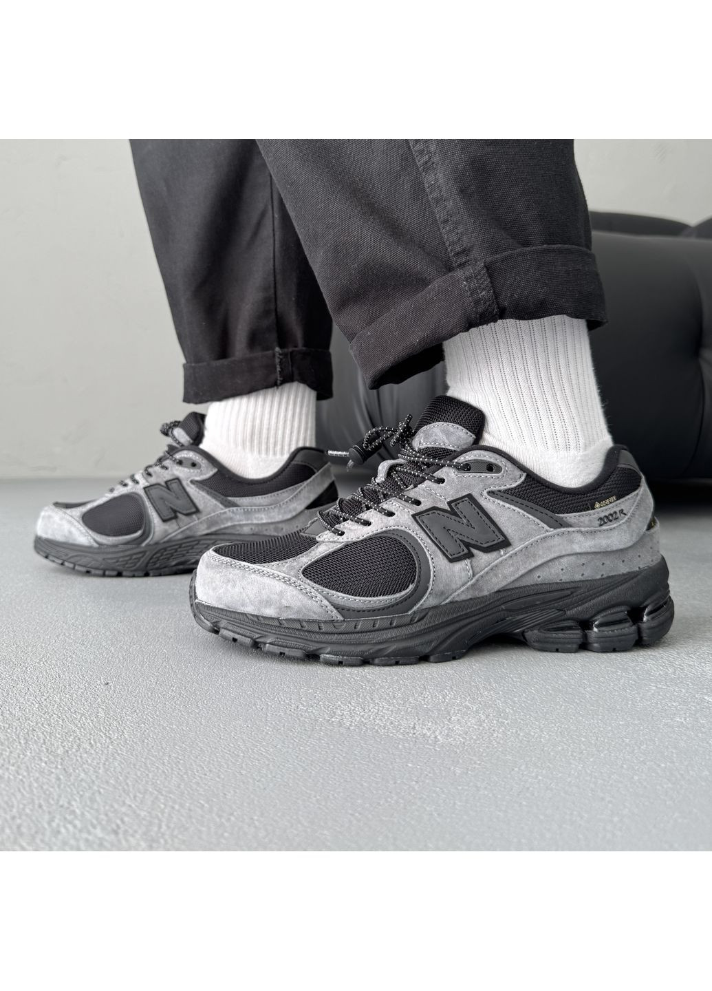 Сірі Осінні кросівки чоловічі і жіночі New Balance 2002R Gore-Tex Grey Black | Нью Беланс 2002R