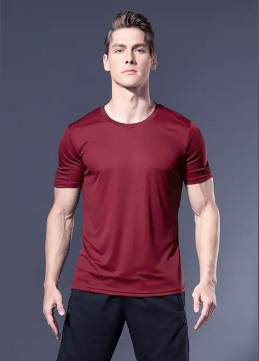 Бордова чоловіча спортивна футболка: швидковисихаюча, дихаюча, легка — для фітнесу, тренажерного залу та бігу No Brand