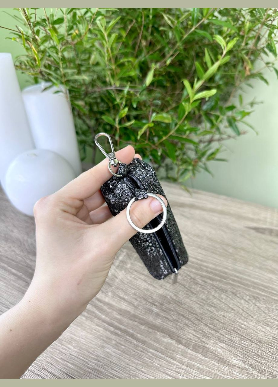 Ключница кожаная для обычных ключей на змейке с карабином VI&VA (299383305)