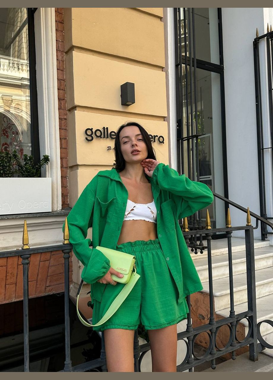 Льняный костюм с шортами и рубашкой Adelante (336889883)