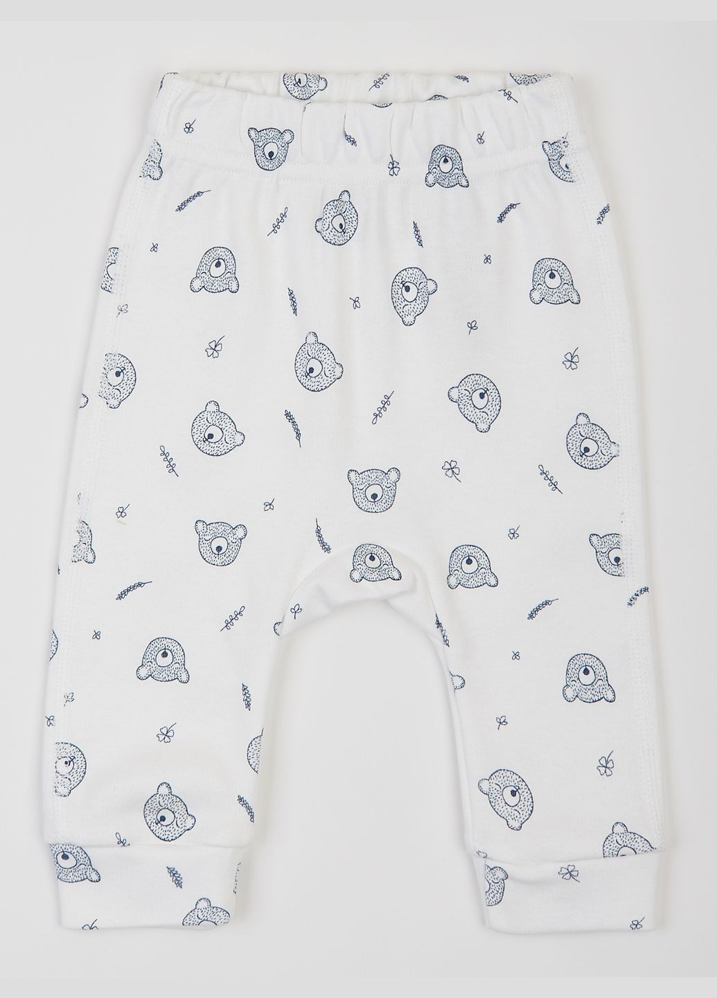 Белый демисезонный комплект для малышей утеплённый мишки: кофточка на запах, штанишки и шапочка KRAKO