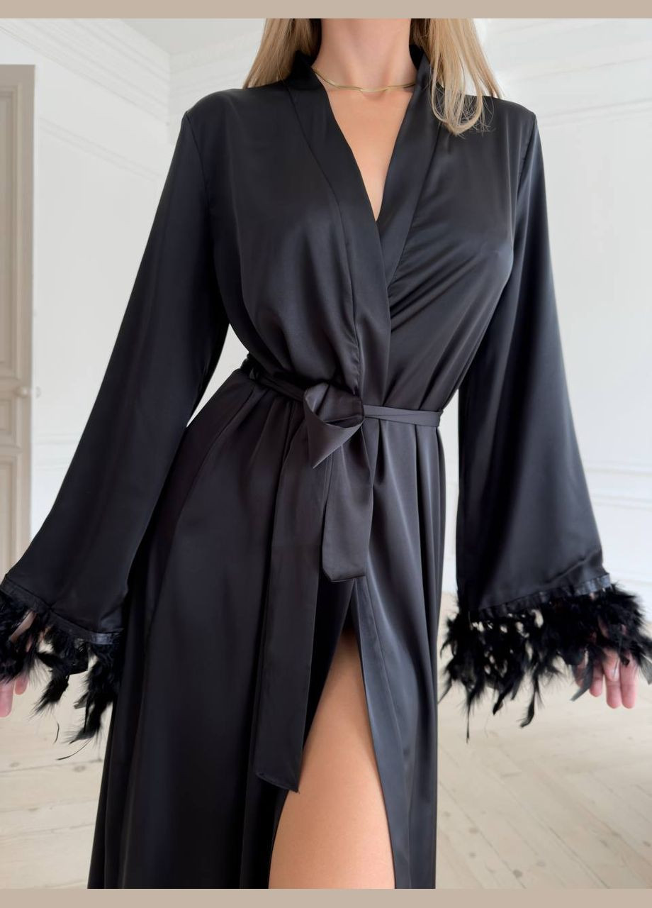 Халат длинный с кружевом и перьями, атласная тонкая ткань. No Brand (346872266)