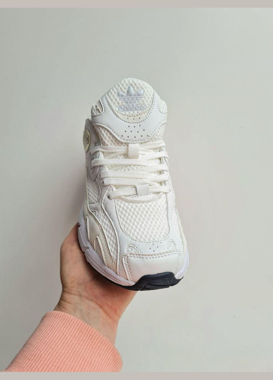 adidas Astir Champagne White 2400 Kasta 303205598