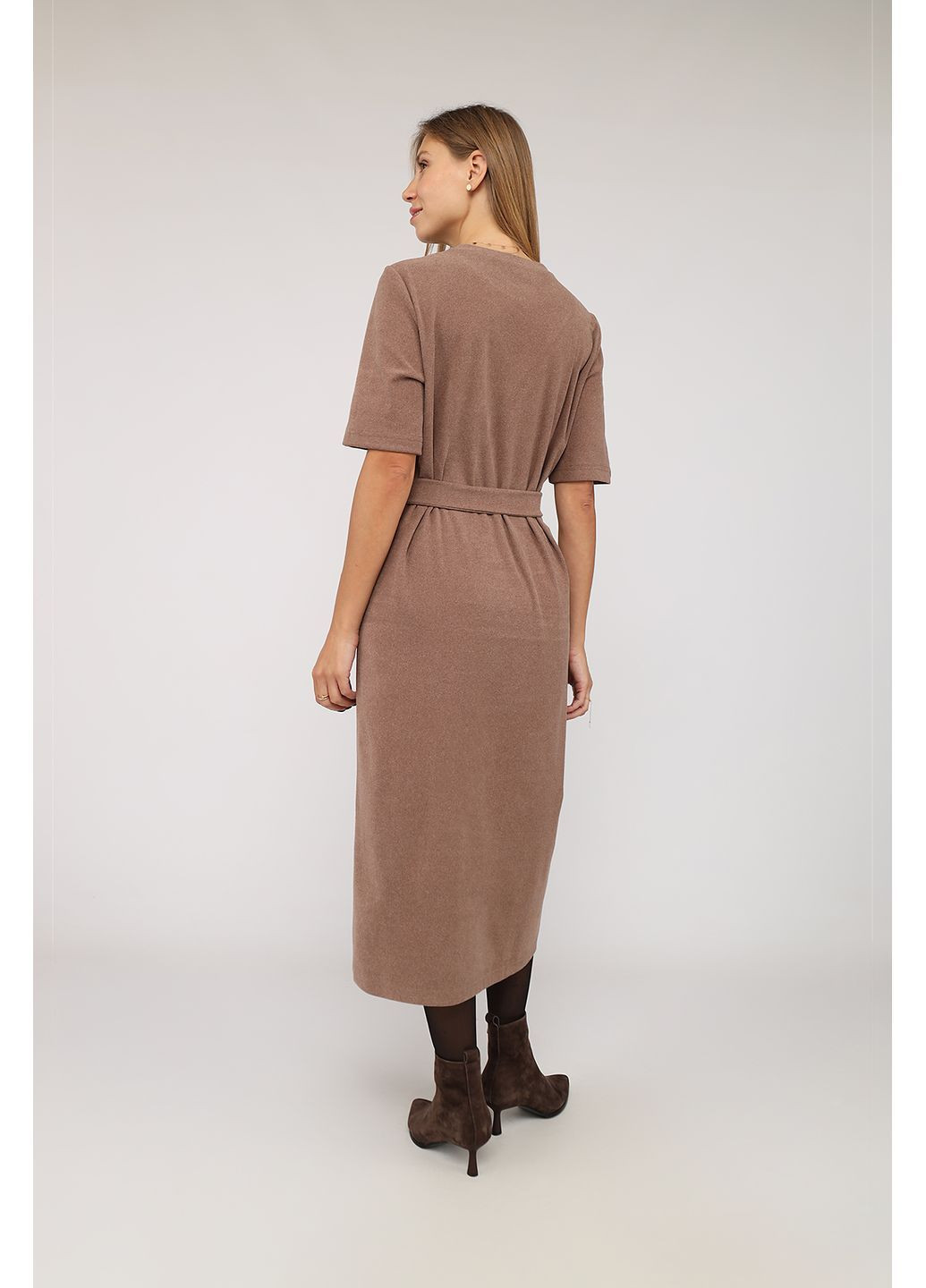 Коричневое платье свободного кроя женское цвет коричневый cb-00282904 Yuki