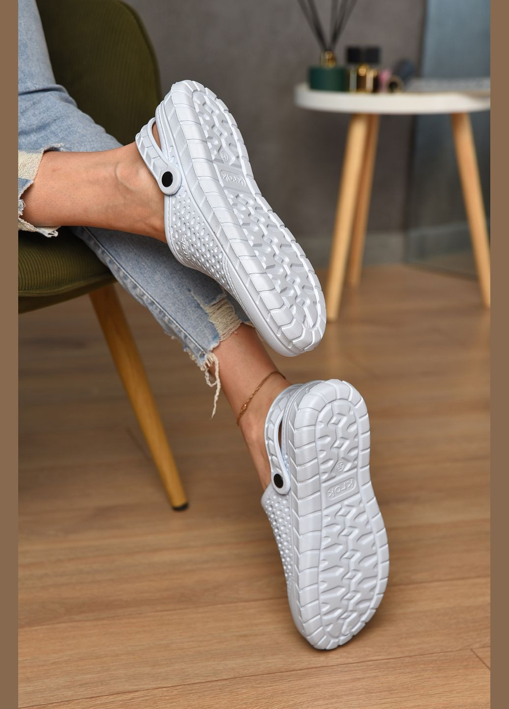 Голубые кроксы женские голубого цвета Let's Shop