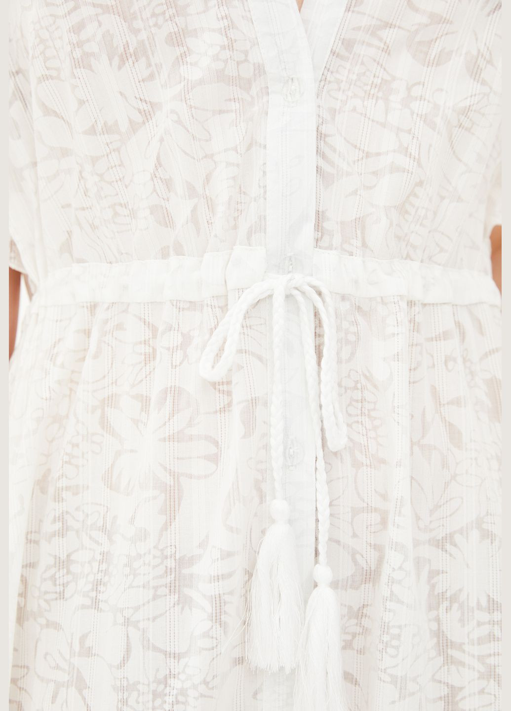 Білий пляжна біле пляжне плаття з фактурної бавовни на ґудзиках та зав'язках на талії. ORA однотонна