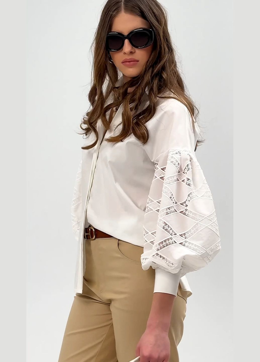 Белая эксклюзивная блуза с вышитым рукавом в украинском стиле - ua54 / eu48 Iren Klairie