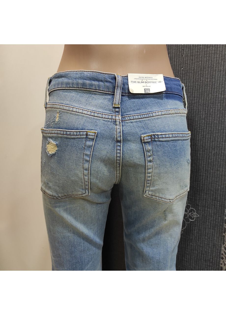 Джинсы женские рваные со средней посадкой светлые 34 голубые No Brand - (363054127)