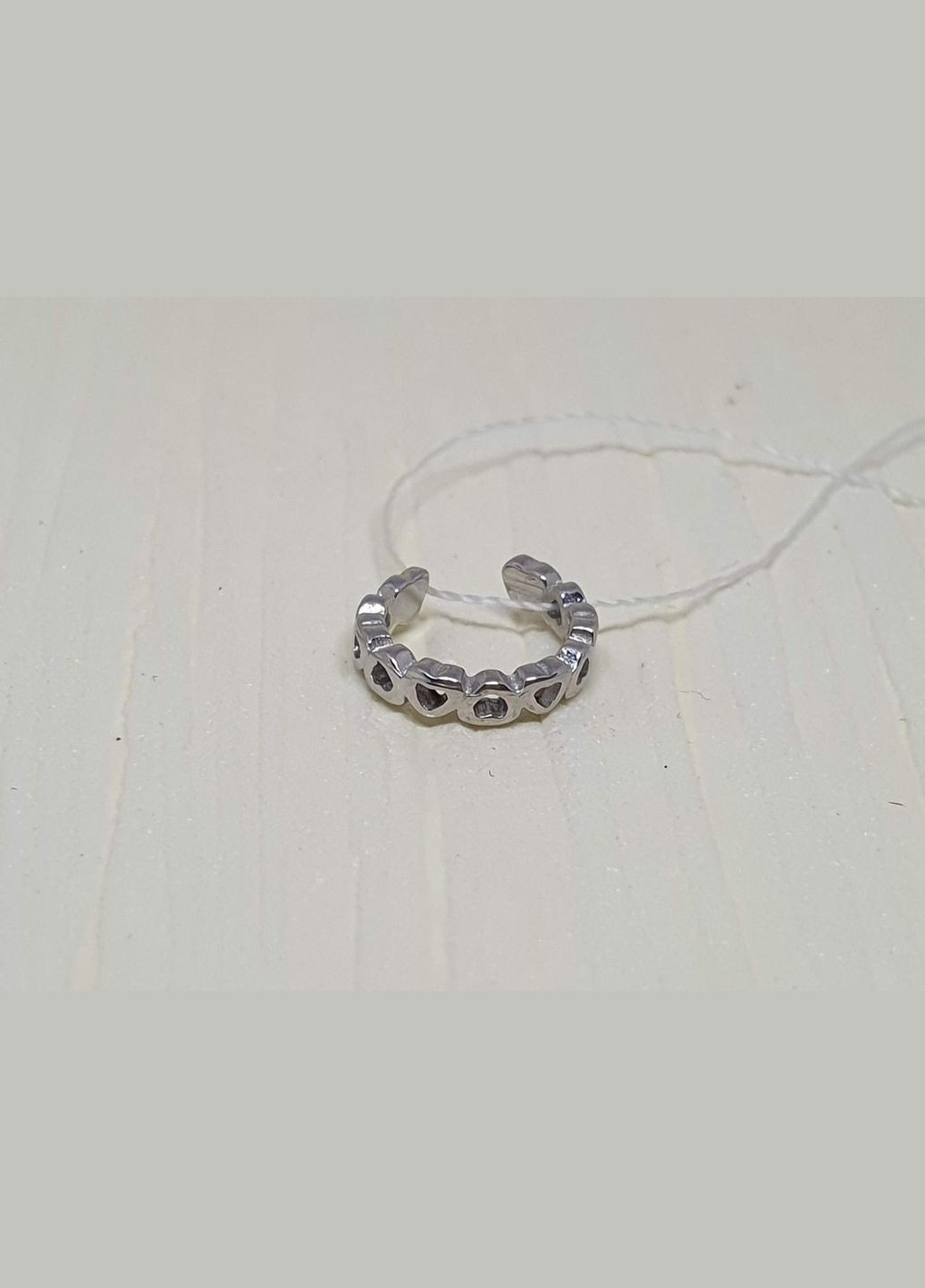 Срібна сережка-кафф на хелікс. 9132423 Астор (290186206)