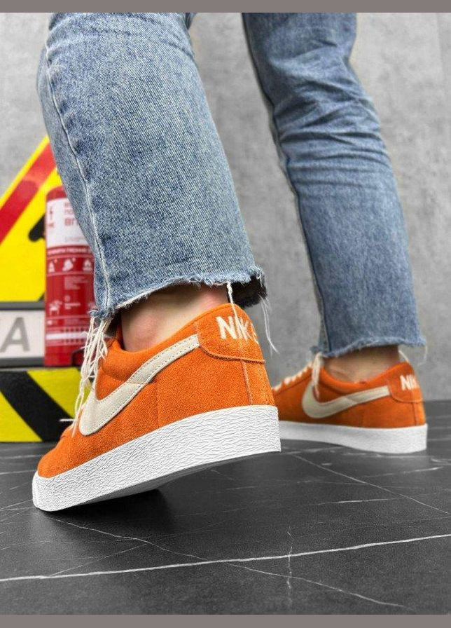 Помаранчеві кросівки orange цш5501 40 Nike