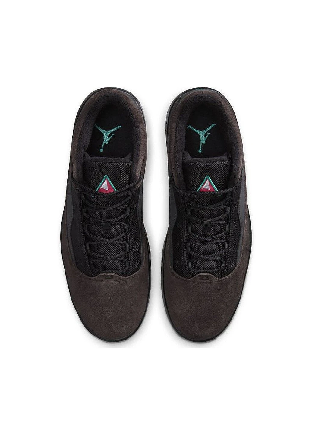Коричневые всесезонные кроссовки max aura 2 Jordan