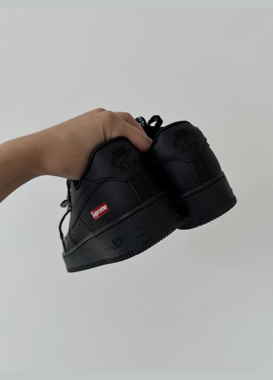 Кросівки жіночі і чоловічі Nike Air Force x Supreme black | Найк Аір Форс 1 чорні No Brand чорні демісезони (316231469)