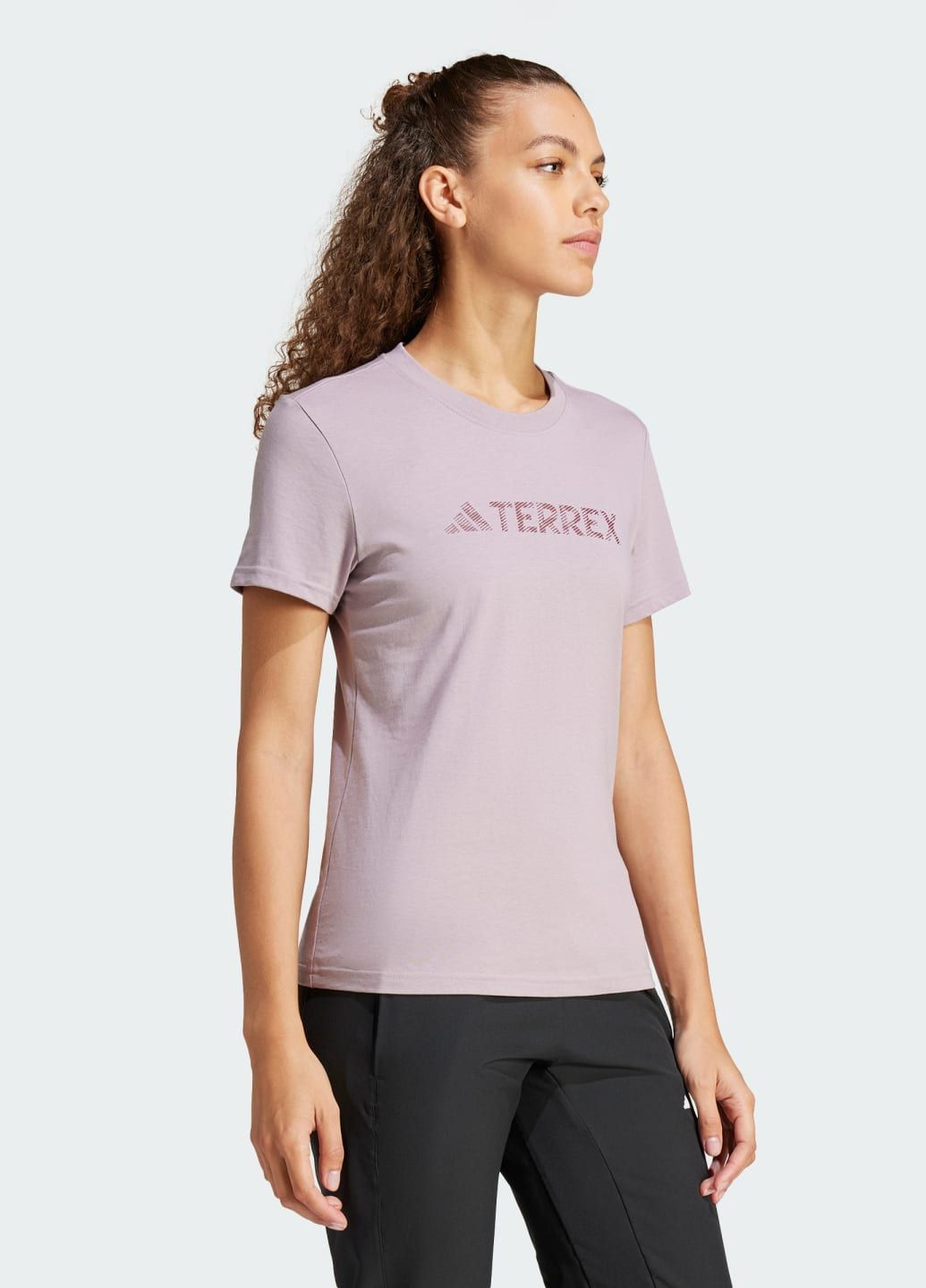 Фіолетова всесезон футболка terrex classic logo adidas