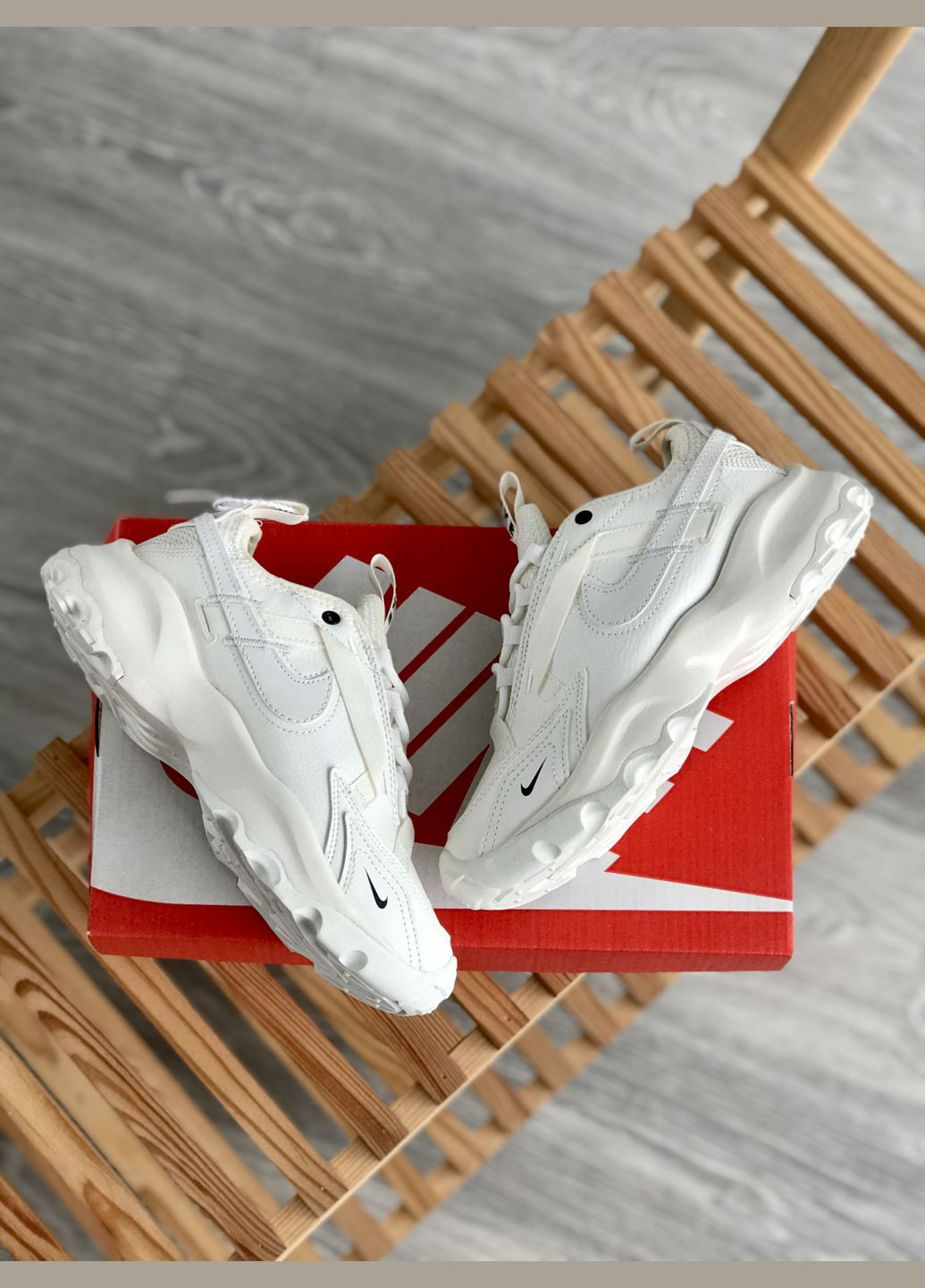 Кроссовки женские и мужские Nike TC 7900 beige | Найк тс 7900 бежевые No Brand бежевые демисезоны (307288659)