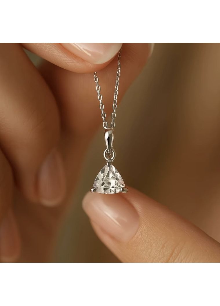 Серебряная подвеска кулон с Треугольным Белым камнем серебро 925 пробы Родированное 1690-6п 0.98г No Brand (355343924)