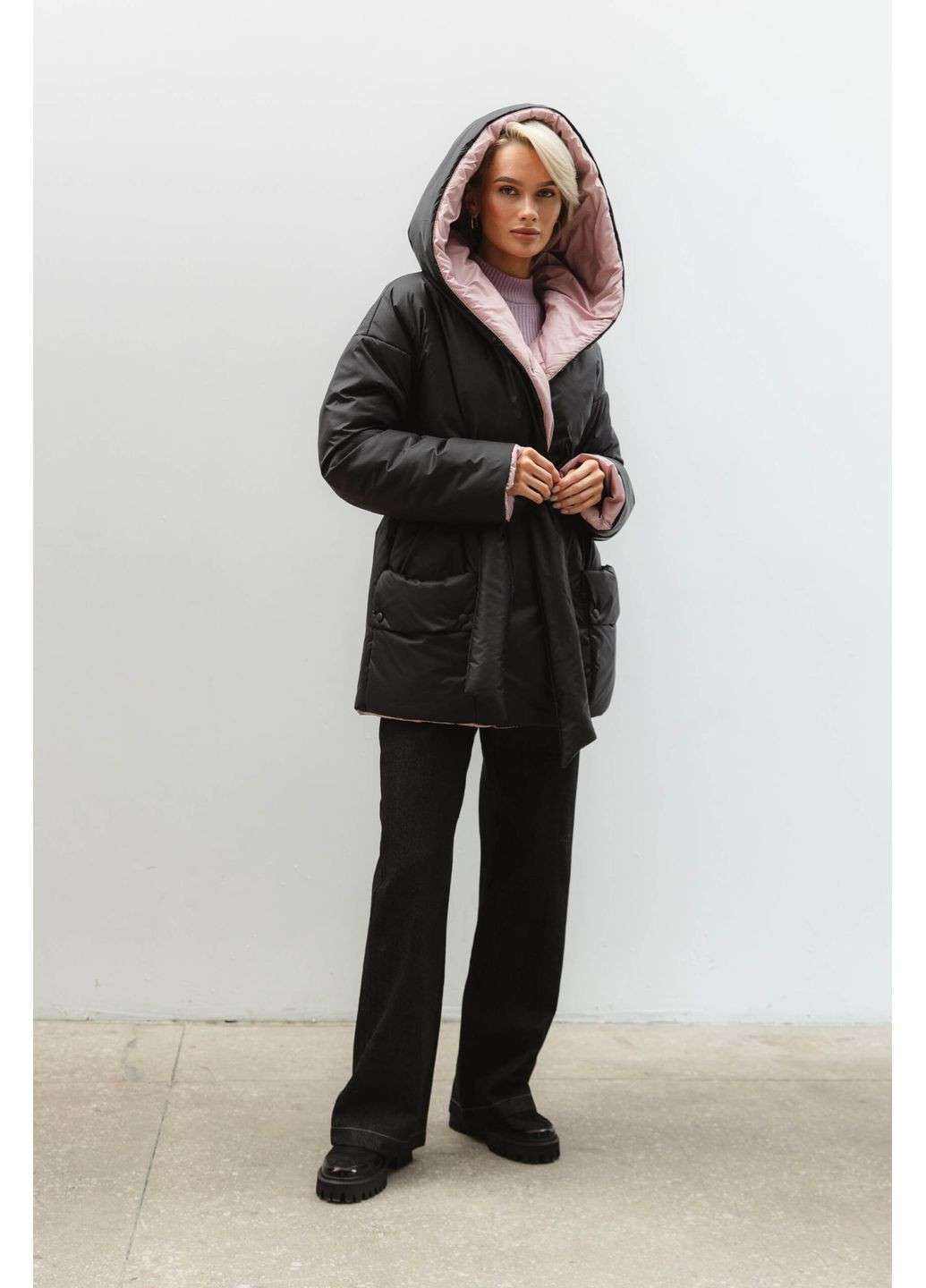 Чорна демісезонна двостороння куртка 2091.5458 Seventeen