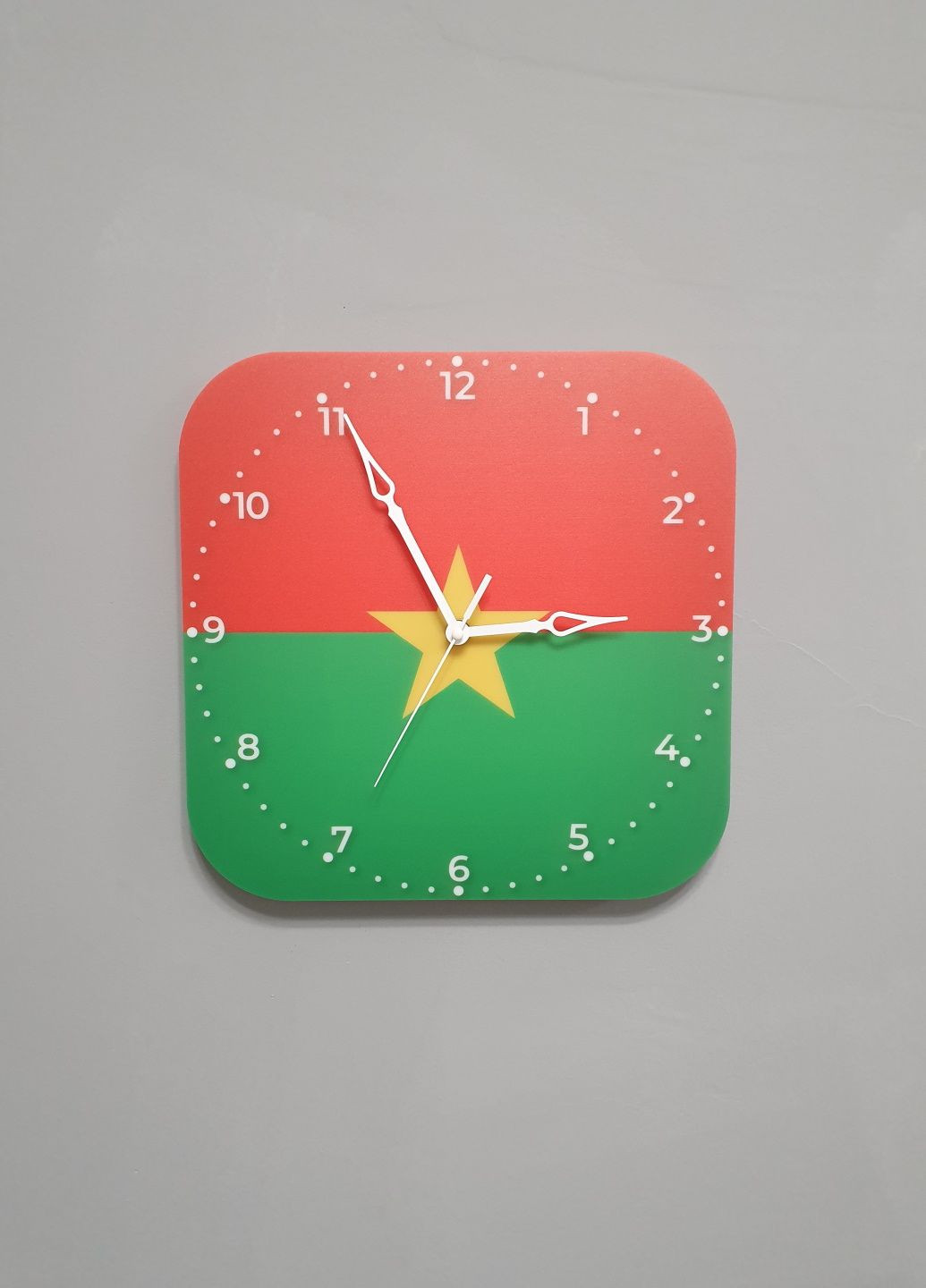 Часы настенные флаг Буркина-Фасо No Brand (321973430)