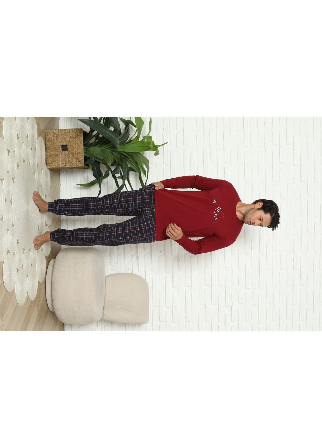 Чоловічий комплект зі штанами в клітку Tom John (365720485)