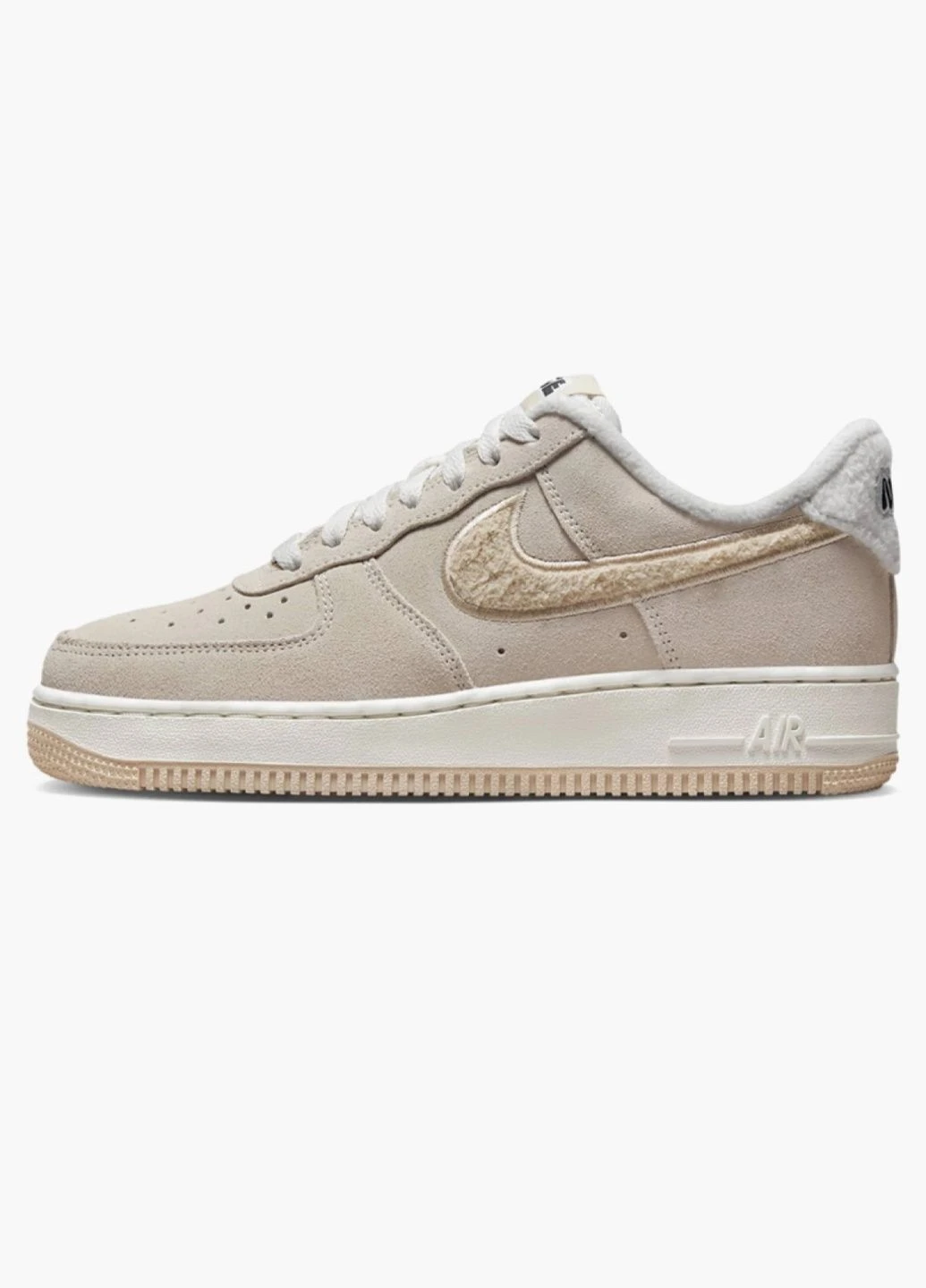 Кросівки жіночі Air Force 1 07 Se Beige Dq7583-001 Nike бежеві (333652372)