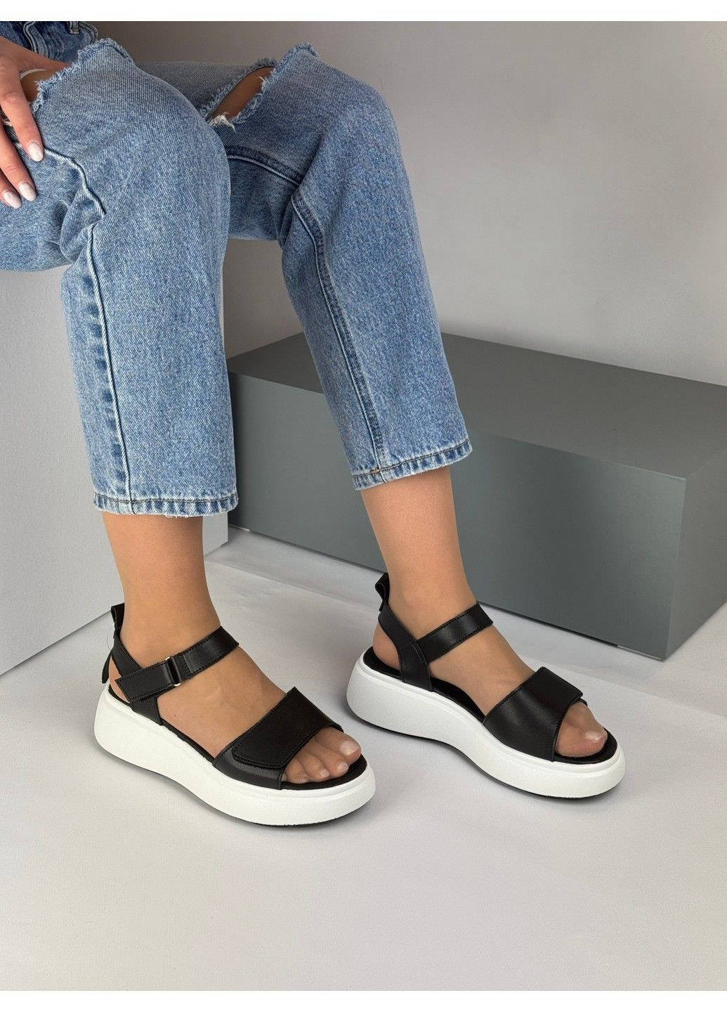 Черные 364 босоножки кожаные черные на платформе KDSL