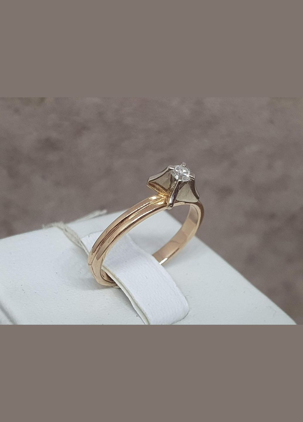 Золотое кольцо с бриллиантами. 4В420103236/27 No Brand (314806411)