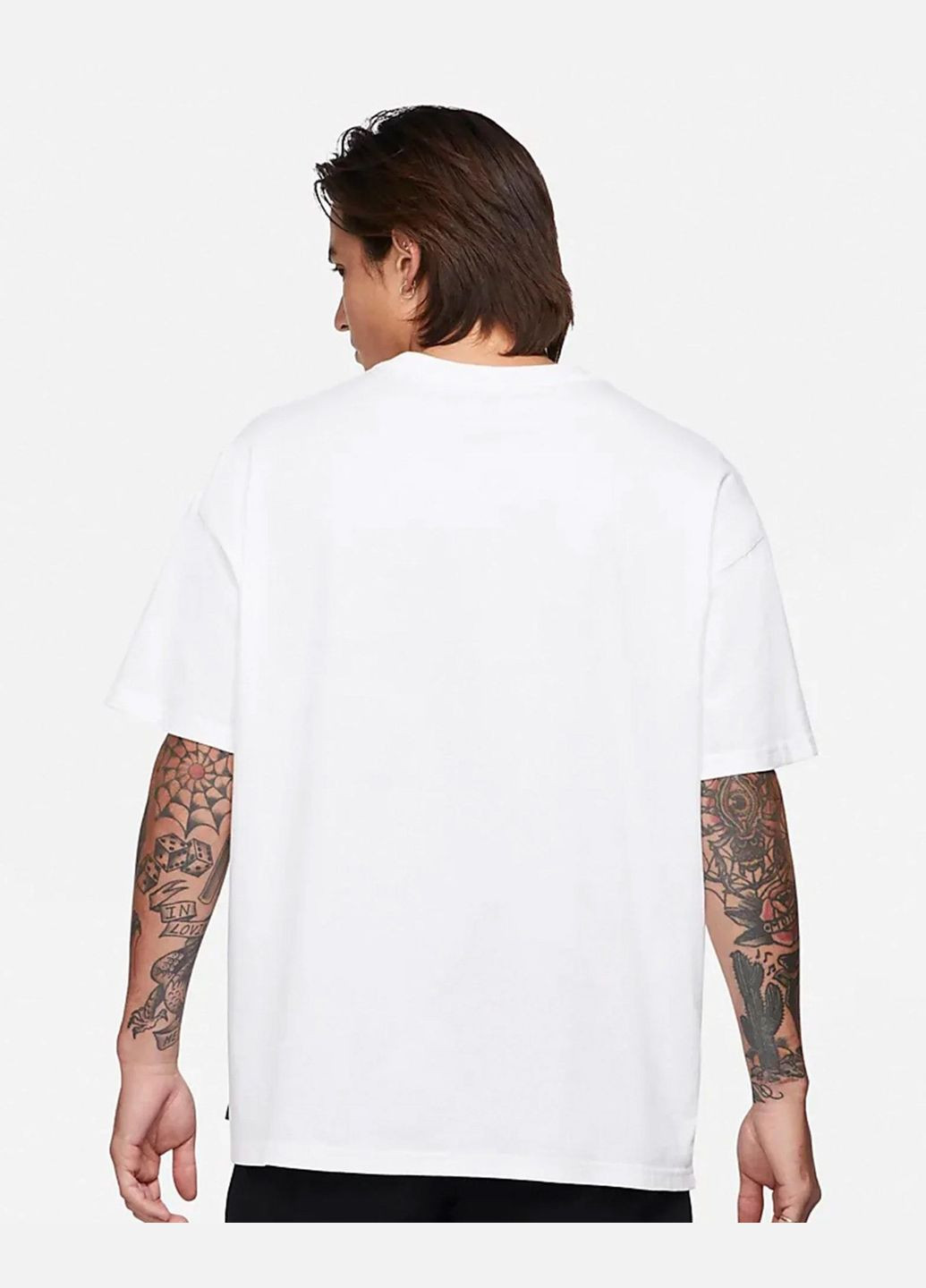 Белая мужская футболка b tee essentials db9975-100 белая Nike