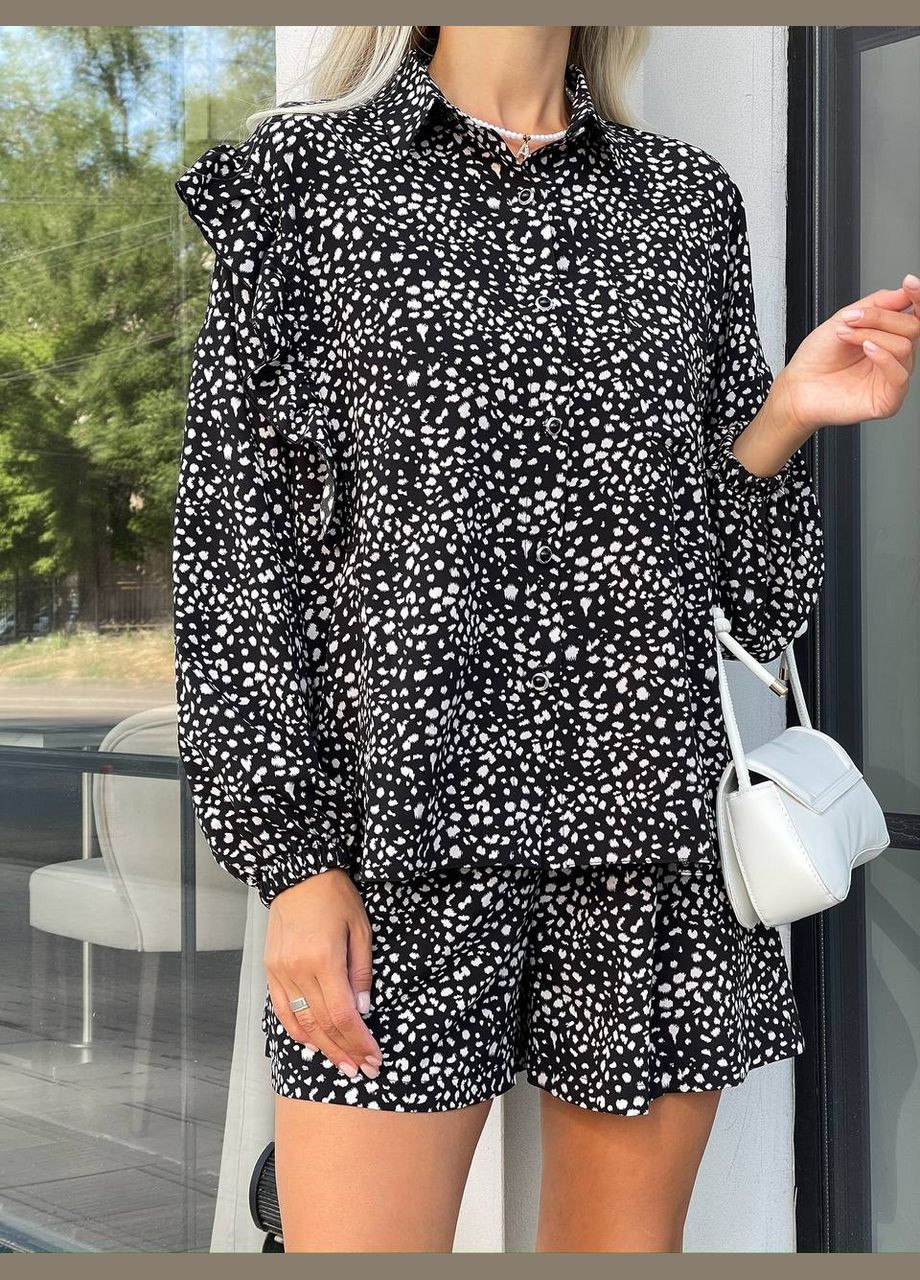 Стильний літній костюмчик вільного крою сорочка та шорти Vakko (296877396)