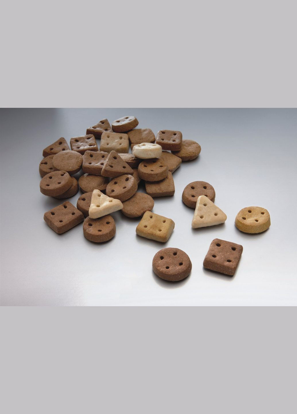 Лакомство для собак Variant Mix печенье микс вариантов 3 см 400 г (2000981007010) Mera (307794807)