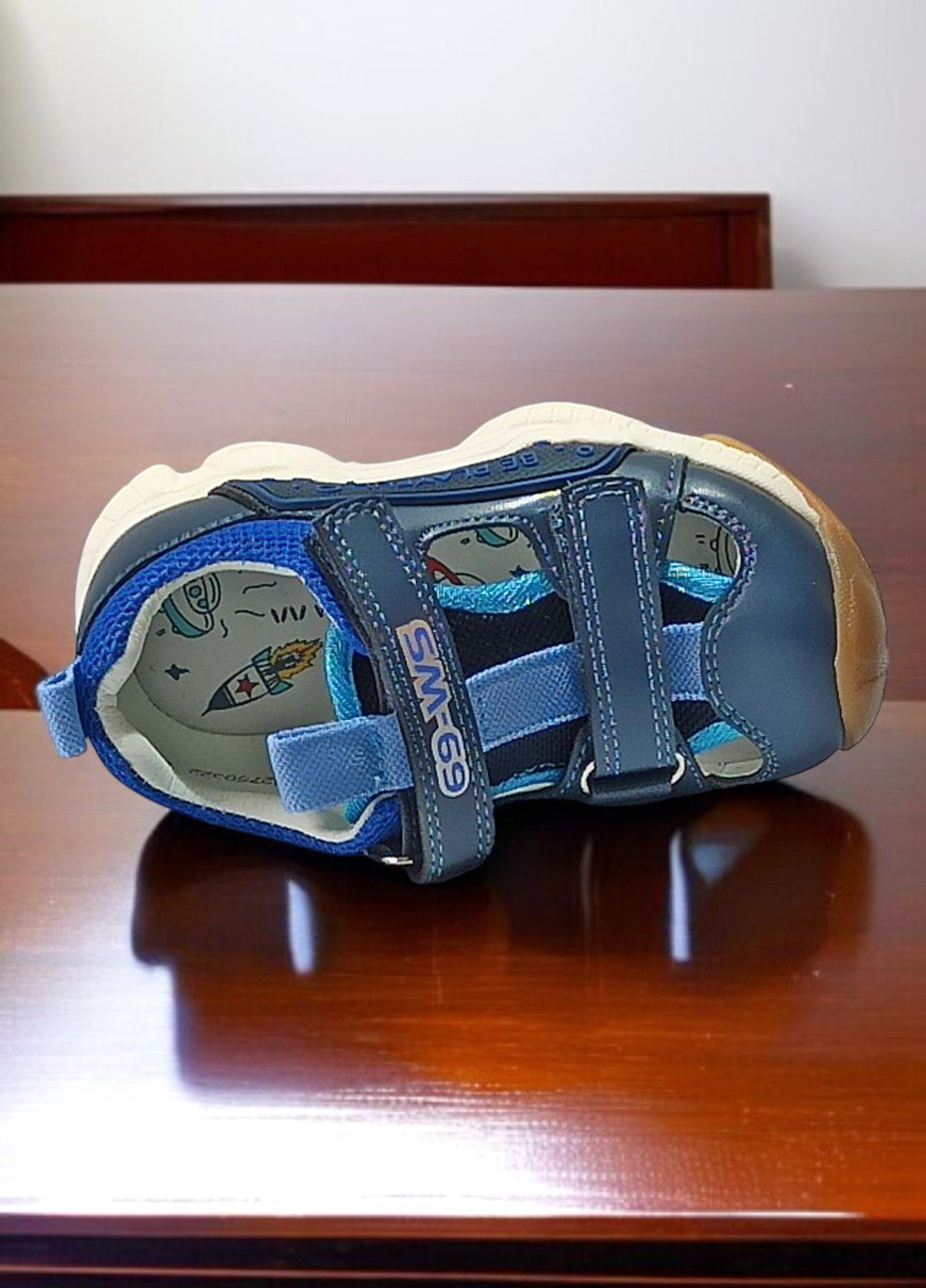 Темно-синие спортивные, повседневные ортопедические закрытые босоножки для мальчика на липучках Weestep на липучке